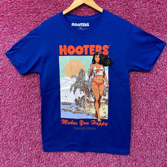 Hooters Makes You Happy Cozumel Mexico Beach Babe Sports Bar Promo T-Shirt Small - Picture 1 of 4
